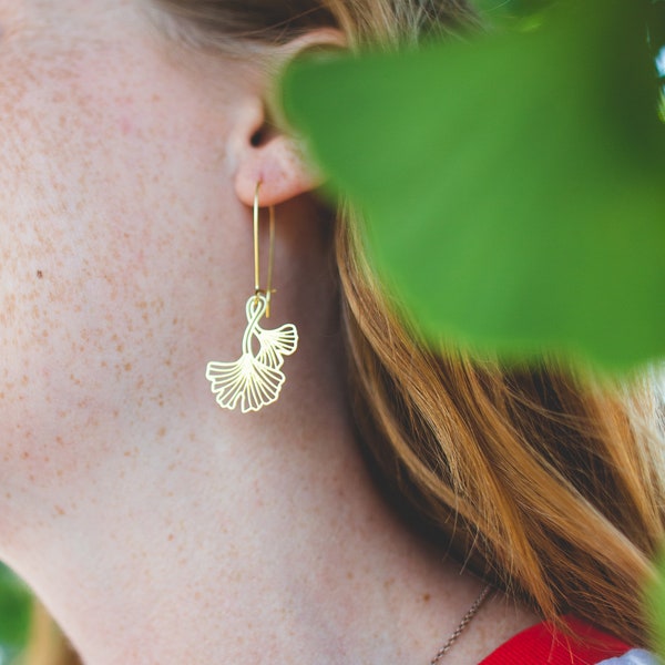 Ginkgo Leaves Gold Tone Lightweight Dangle Earrings