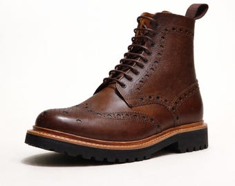 Men’s Brown Leather Brogue Boots with Vibram Sole, Handmade Wingtip Lace-Up Boots.