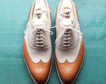Zapatos Oxford Brogue de cuero bicolor hechos a mano, zapatos de vestir formales para hombre.