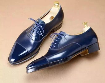 Scarpe Oxford in pelle blu fatte a mano, scarpe eleganti da uomo su misura.