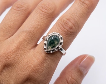 Moss Agate - 925 Sterling Silver Gorgeous Small Light Weight Rings