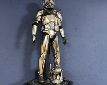 Hot Toys Wall Mount Display