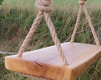 Ek mjuk gunga med livekant – justerbart juterep – gungstol i trä för träd eller inomhusbruk