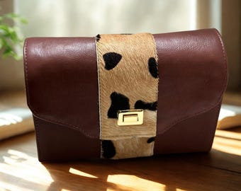 Cowhide & Leather Turn-Lock Clutch Purse – Handcrafted Elegance