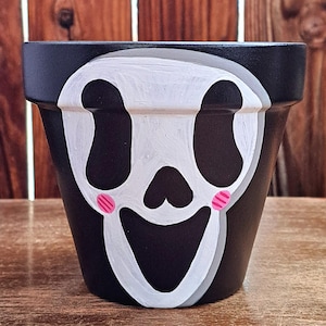 Ghostface Terracotta Planter – Horror Movie Decor, Plant Pot