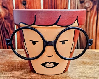 Retro Daria Planter: Hand-Painted Terracotta Pottery, 90s Nostalgia