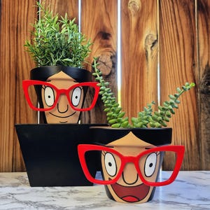 ボブズ・バーガーズ：リンダ・ベルチャーのプランター - グラス付き植木鉢 - お母さんへのギフト