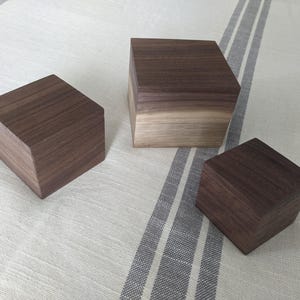 Small walnut jewelry/ ring/ cute box