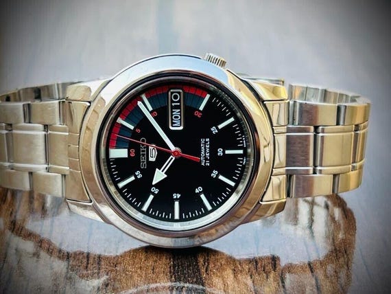 Seiko 5 Automatic 21 Jewels Black Racer Dial 7S26 02W0 39mm Mens Watch Etsy Canada