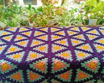Vintage Granny Crochet Blanket: Triangle Pattern Milk Cotton Throw