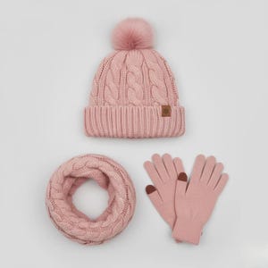 Cable Knit Winter Set: Alpaca Beanie, Infinity Scarf & Gloves image 7
