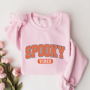 Retro Spooky Vibes Sweatshirt, Spooky Season, Spooky Gift for Halloween, Vintage Halloween Shirt,Halloween Gift, Fall Vibes, Cute Fall Shirt