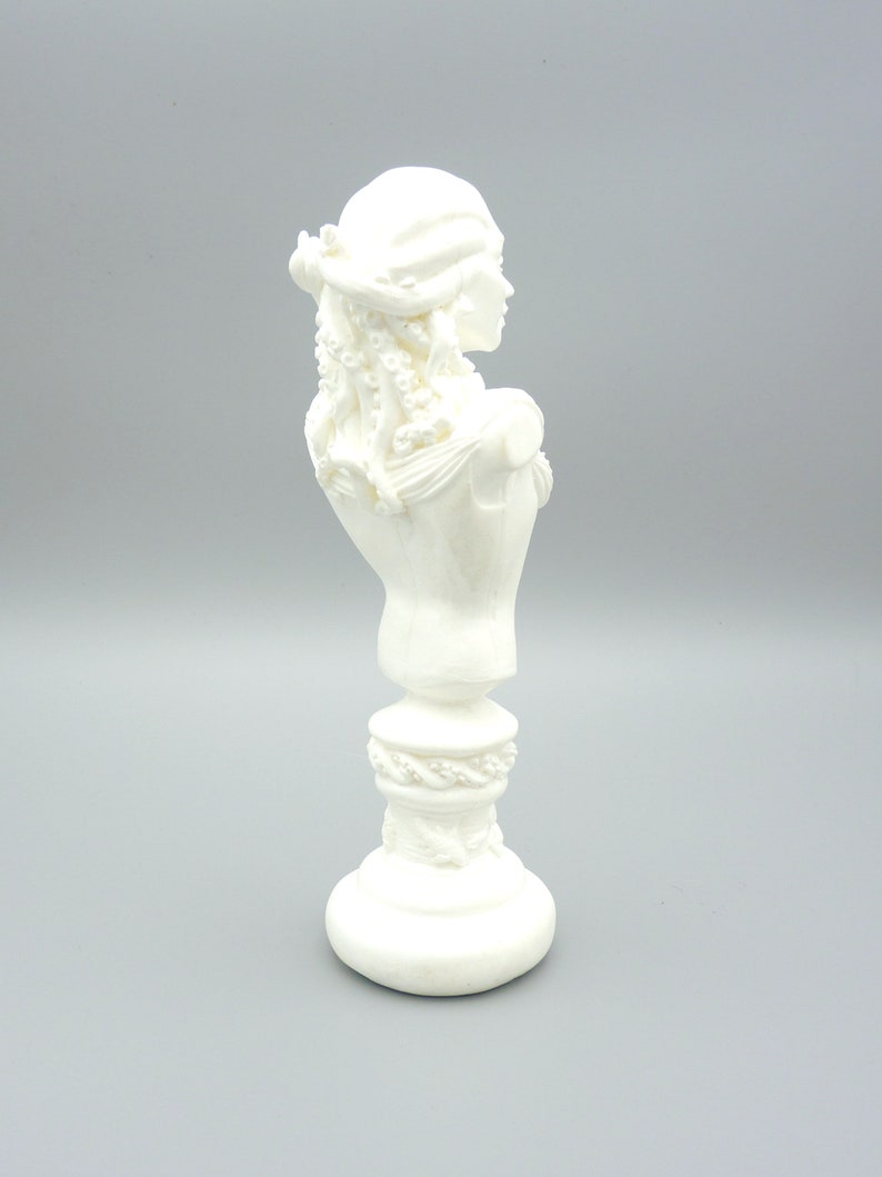 Lady of Innsmouth Cthulhu Mythos Sculpture in White Resin image 5