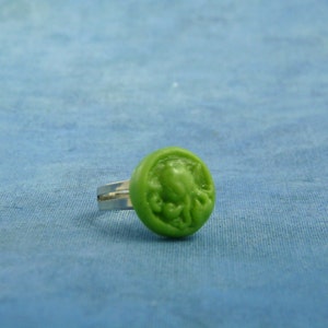 Bright Green Cthulhu Ring, Polymer Clay Lovecraft Jewelry