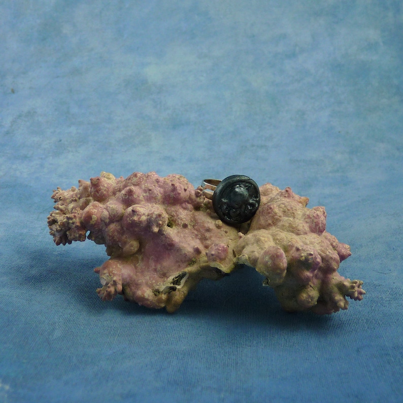 Antique Silver Cthulhu Ring, Polymer Clay Lovecraft Jewelry image 3