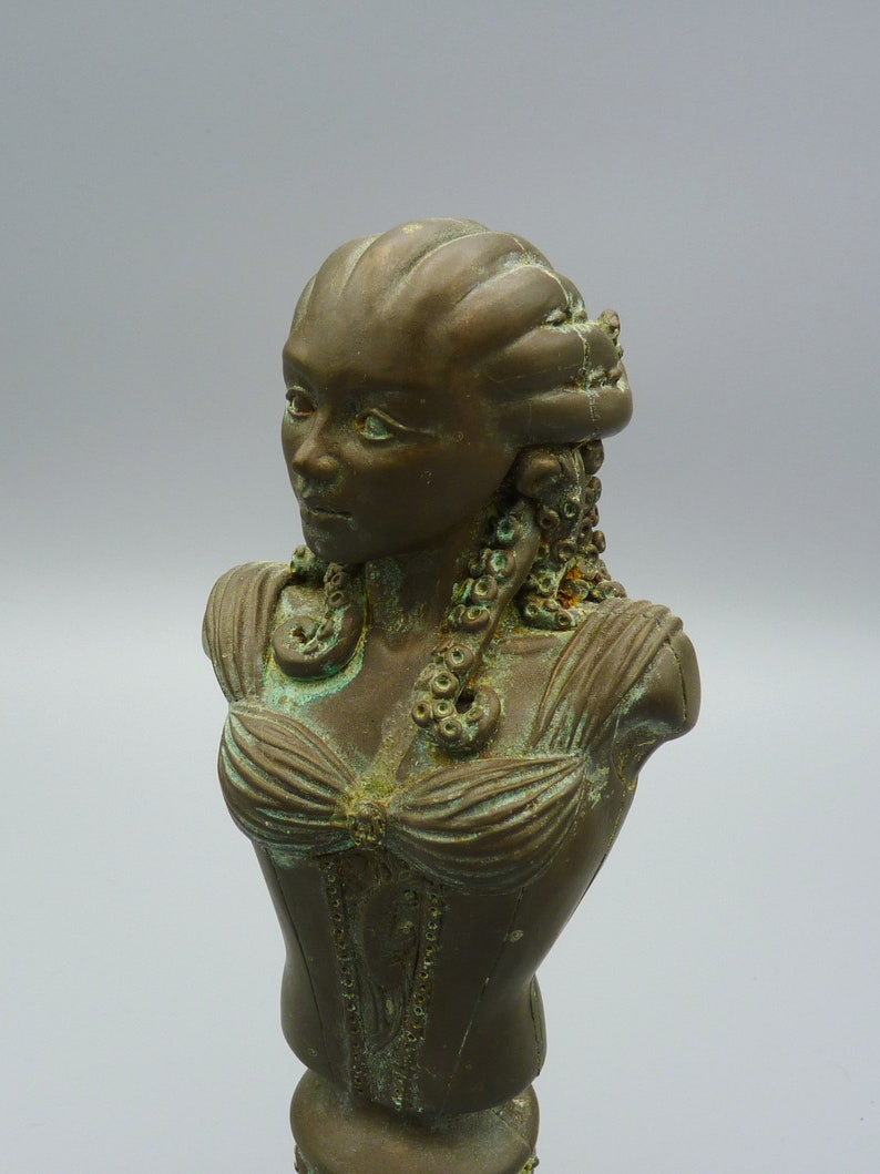 Lady of Innsmouth Cthulhu Mythos Sculpture in Cold Cast Bronze image 8