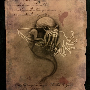 Puede incluir: Un documento de papel antiguo y vintage con una ilustración dibujada a mano de una criatura con tentáculos. El texto en la página dice "that is not dead which can eternallic. And with strange acons even death may die." El documento está firmado por "Sheryl Westleigh" y "Noadi's Art".