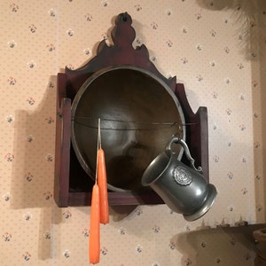 Colonial Plate Rack Keep - Primitive Rustic Wood