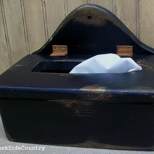 Primitieve grungy houten tissuedoos-