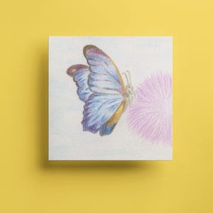 Papillon bleu perché sur une fleur rose | Belle carte de voeux | carte d'anniversaire | Toutes les occasions | Pour lui/elle | Beau cadeau pour maman