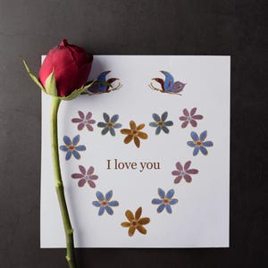 Te amo con texto dorado y mariposas / Tarjeta de felicitación / Esposa/Esposo/Novio/Novia / San Valentín / Compromiso / Aniversario / Boda