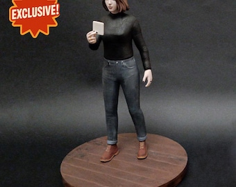 Life is Strange: Reunion – Figura de Max Caulfield hecha por un fan – Estatua de resina de 24 cm pintada a mano con Polaroid Chloe