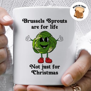 Las coles de Bruselas personalizadas son para toda la vida, no solo para Navidad: taza de té y café divertida con dibujos animados retro personalizable, regalo de comida divertido y festivo