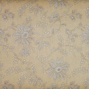 Coton imprimé japonais - Tissu de courtepointe - 1/4 yard de Graceful Flower beige pêche