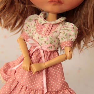 Short Sleeved Ruffled Frilly Dress for Blythe Doll