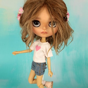 Cute Little Jersey T-Shirt for Blythe Doll, Short Sleeved, Round Neckline.