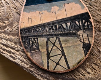 Edmonton Highlevel Bridge leather keychain