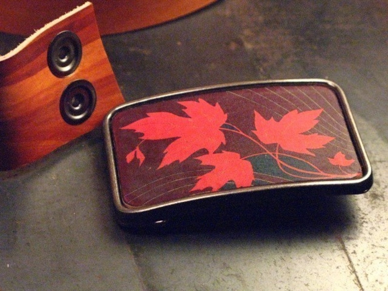 Maple leaf belt buckle image 2