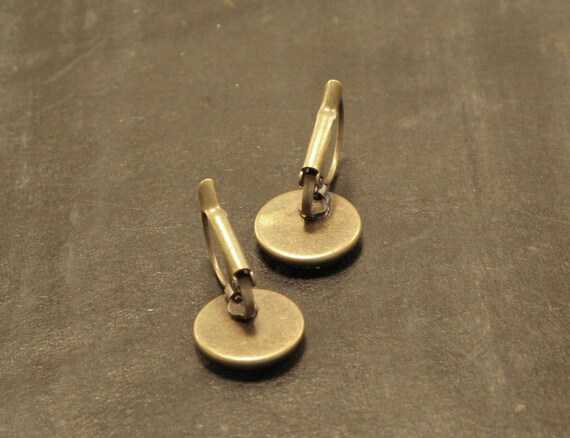 Boundstuds Boundstuds