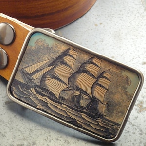 Vintage ship buckle. Handmade belt. Leather. image 1