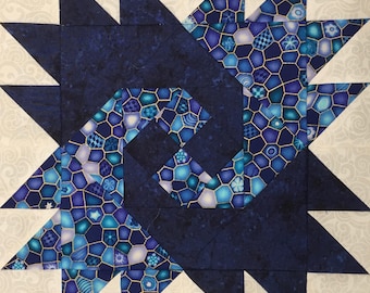 Digital Pattern - 12" Patchwork Block, Twisting Bear by Bev Mayo