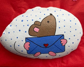 Hand Painted Mouse Love Stone - Romantic Valentine's Gift Anniversary Keepsake - Wedding Present - Romantic Gift for Couples
