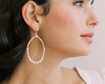 Grandes créoles en perles, Boucles d'oreilles en perles, Boucles d'oreilles en perles d'eau douce, Boucles d'oreilles en perles, Boucles d'oreilles de mariée, Bijoux de mariage, Boucles d'oreilles de mariage