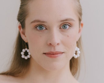 Large pearl circle wedding earrings Statement bridal pearl earrings. Bridal earrings. Pearl drop earrings for wedding.