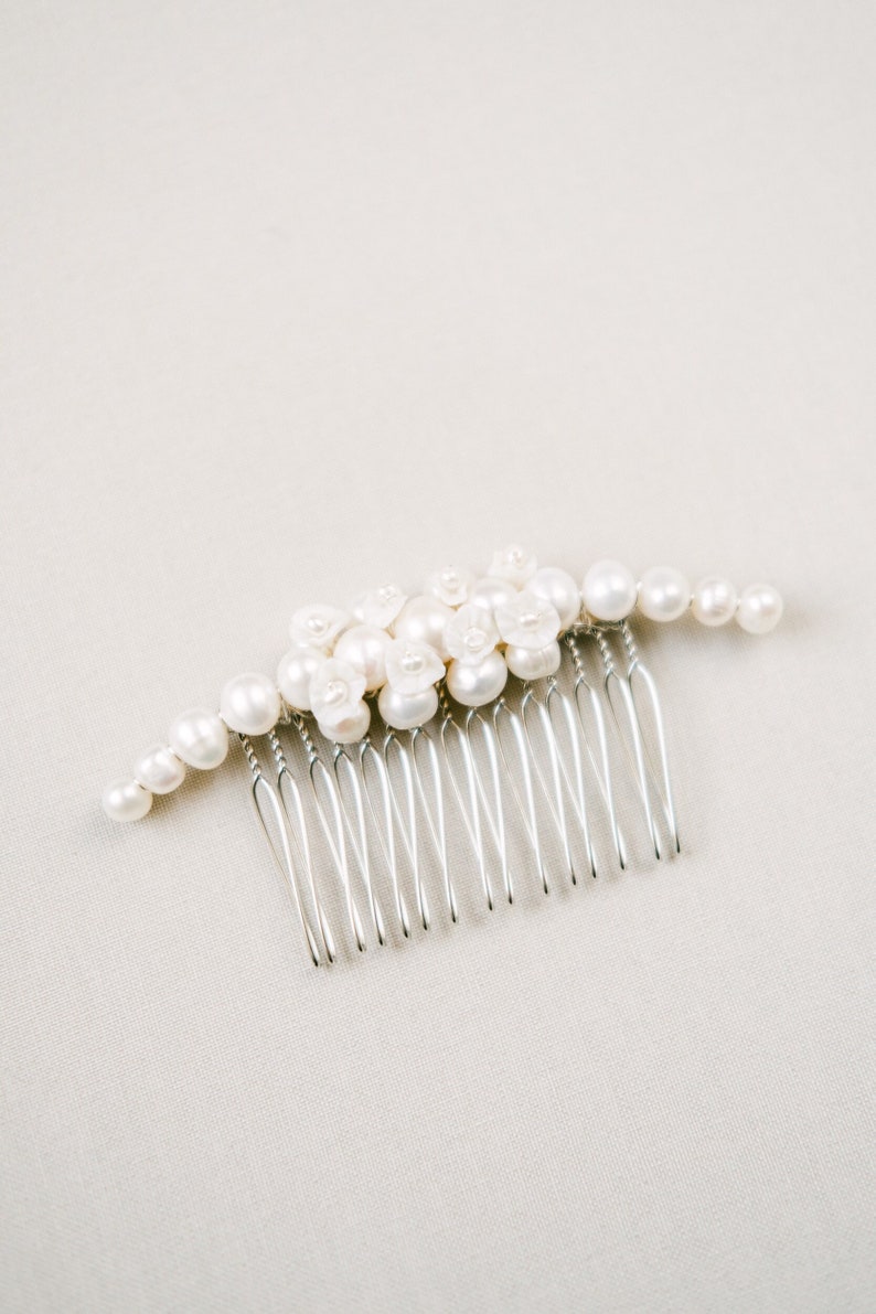 Bridal Hair Comb Wedding Hair Accessory Pearl Headpiece, Wedding Hair comb freshwater pearl comb image 2