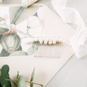 Bridal Hair Comb Wedding Hair Accessory Pearl Headpiece, Wedding Hair comb freshwater pearl comb image 4