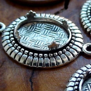 QUALITY Old Vintage Antique Sterling Silver Plt 10X8 mm Connector Settings Bead Edge Fleur De Lis Prong Gemstone/Cabochon Earring Pendant 5L