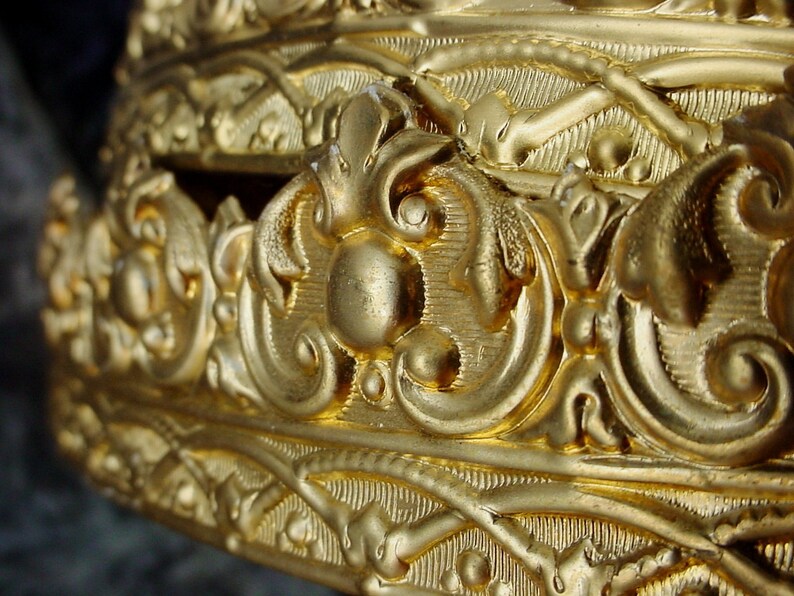 Per 12 Foot French Rococo Style Wide Brass Gallery Wire Filigree Ornate Dapt 1 58 Inch Bare Raw Gold Jewelry Finding Metal Art 22g 20g CB3