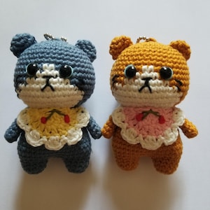 Süße gehäkelte Katze Schlüsselanhänger - Handgemachter Amigurumi Plüsch Anhänger