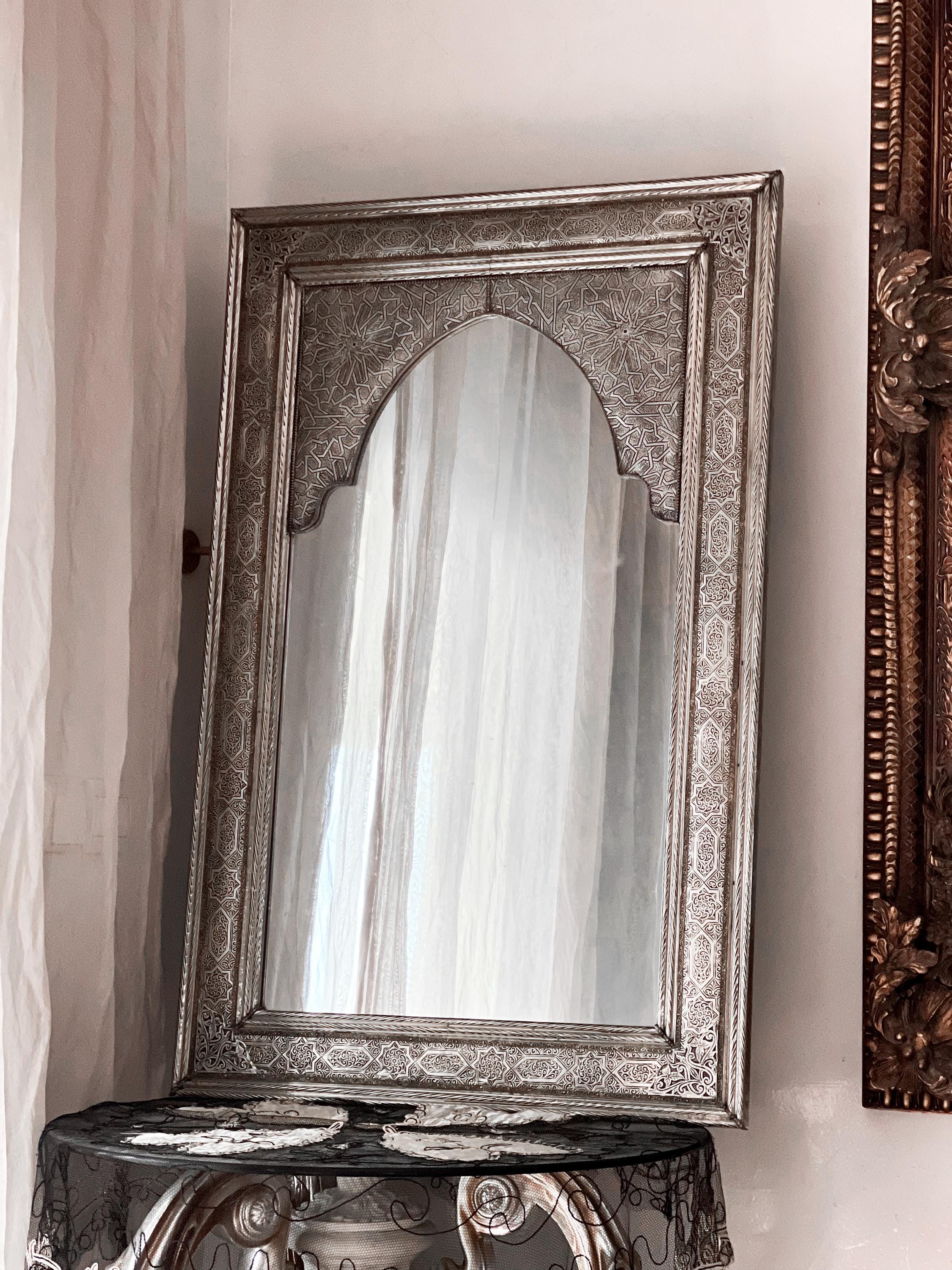 手作りの大型モロッコ風ウォールミラー - ヴィンテージの全身アーチ型