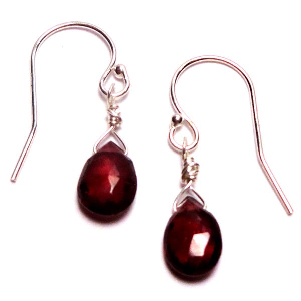 Chère amie Red Garnet Pear Briolette Wire Wrapped Sterling Silver 7/8” Earrings E003e