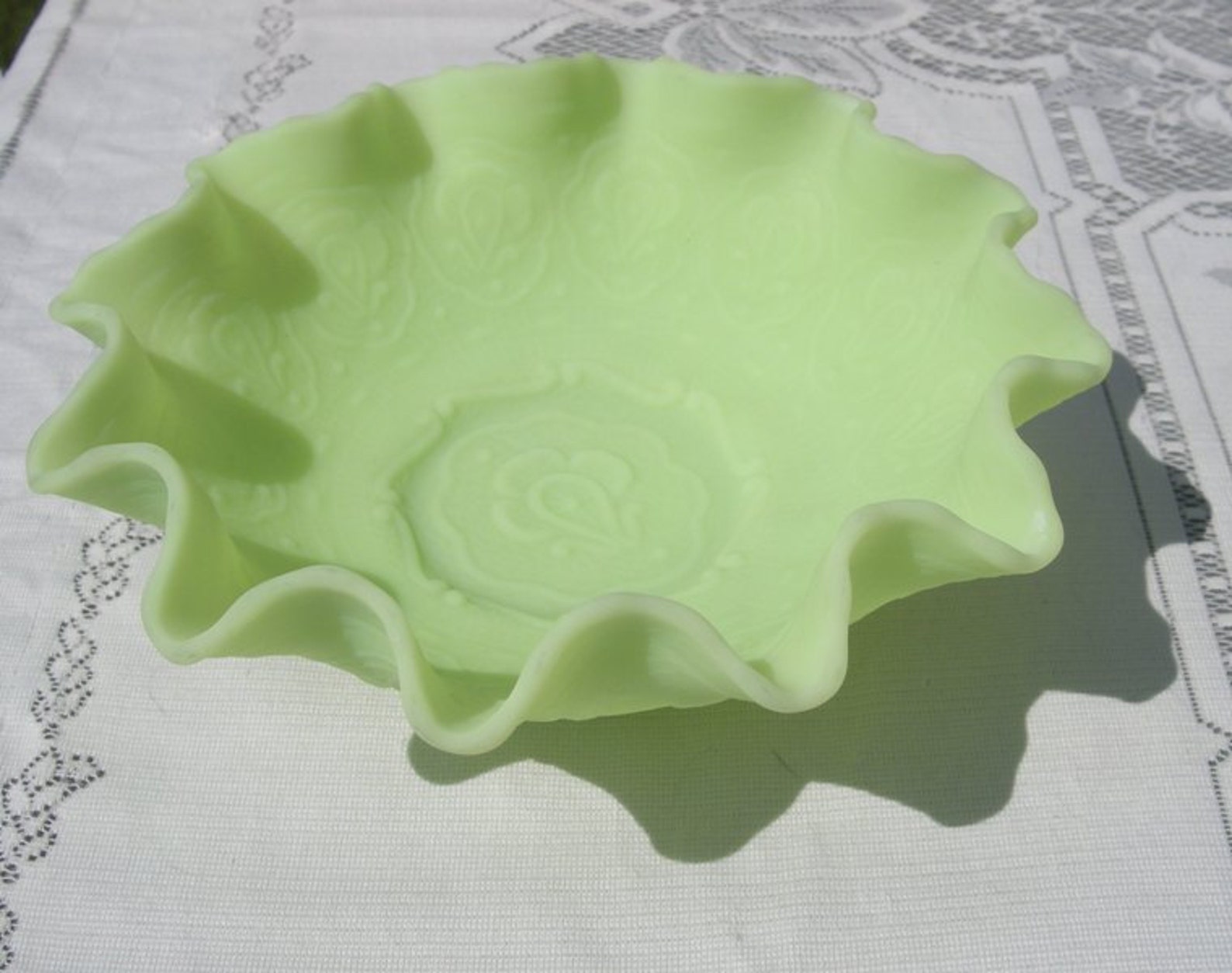 Fenton Glass Ruffled Satin Lime Green Jadite Bowl Vintage Etsy