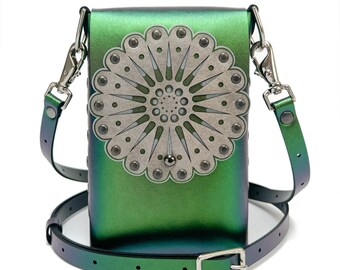 Sac mobile à motif bulle d’émeraude | Téléphone cellulaire irisé vert / sac de voyage | Sac à main de designer | Sac à main en cuir végétalien | Fait à la main aux États-Unis par Mohop