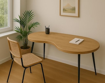 Piano scrivania in rovere, bordo arrotondato del piano, comodo piano di lavoro,Schreibtischplatte aus Eiche, abgerundete Tischkante, bequeme Arbeitsplatte,