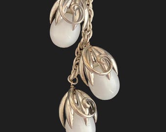 Vintage 1950s Napier Kumquat White Moonglow Necklace