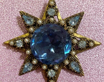 Vintage Mid-Century Rhinestone Star Brooch